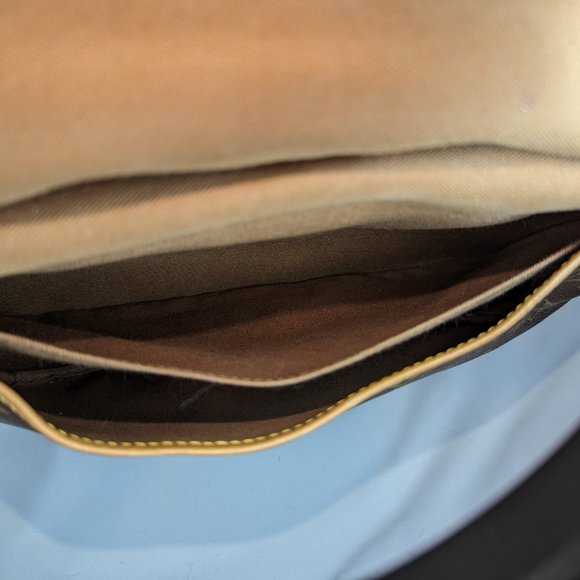 LOUIS VUITTON Saumur 35 Saddlebag - Picture 13 of 13